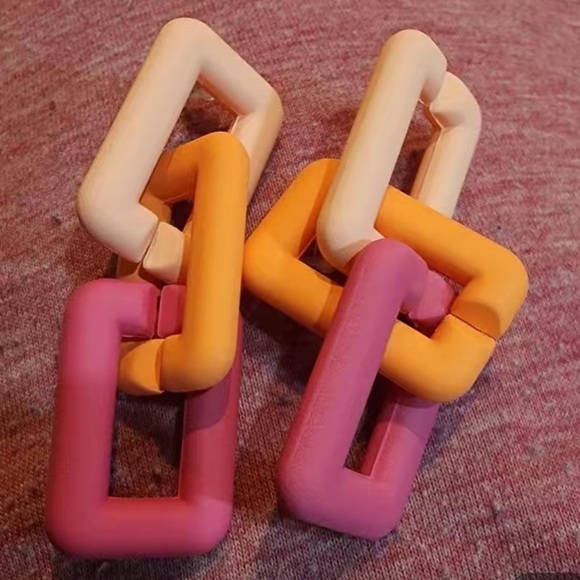 Three Colored Acrylic Chainlink Dangle Drop Stud Earrings Peach Orange Neon Pink - Picture 3 of 7